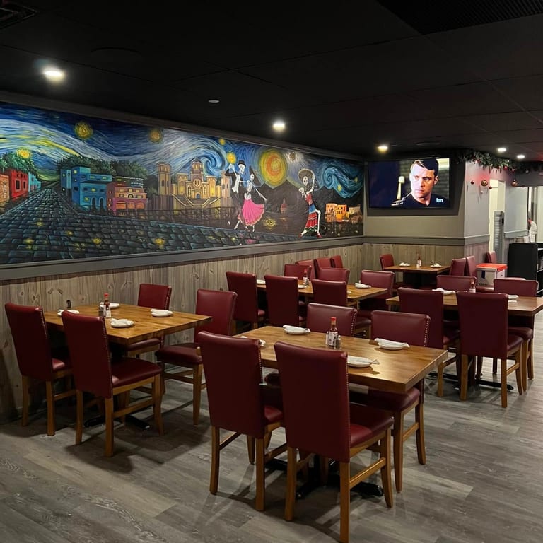 Relaxed Dine-In Experience